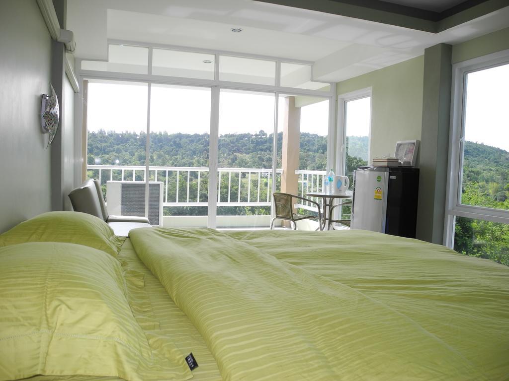 Wind Hills Hotel Nakhon Ratchasima Ruang foto