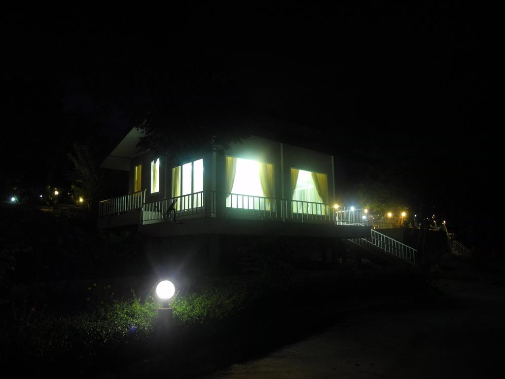 Wind Hills Hotel Nakhon Ratchasima Ruang foto