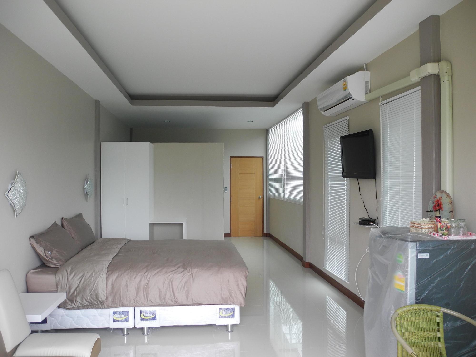 Wind Hills Hotel Nakhon Ratchasima Bagian luar foto